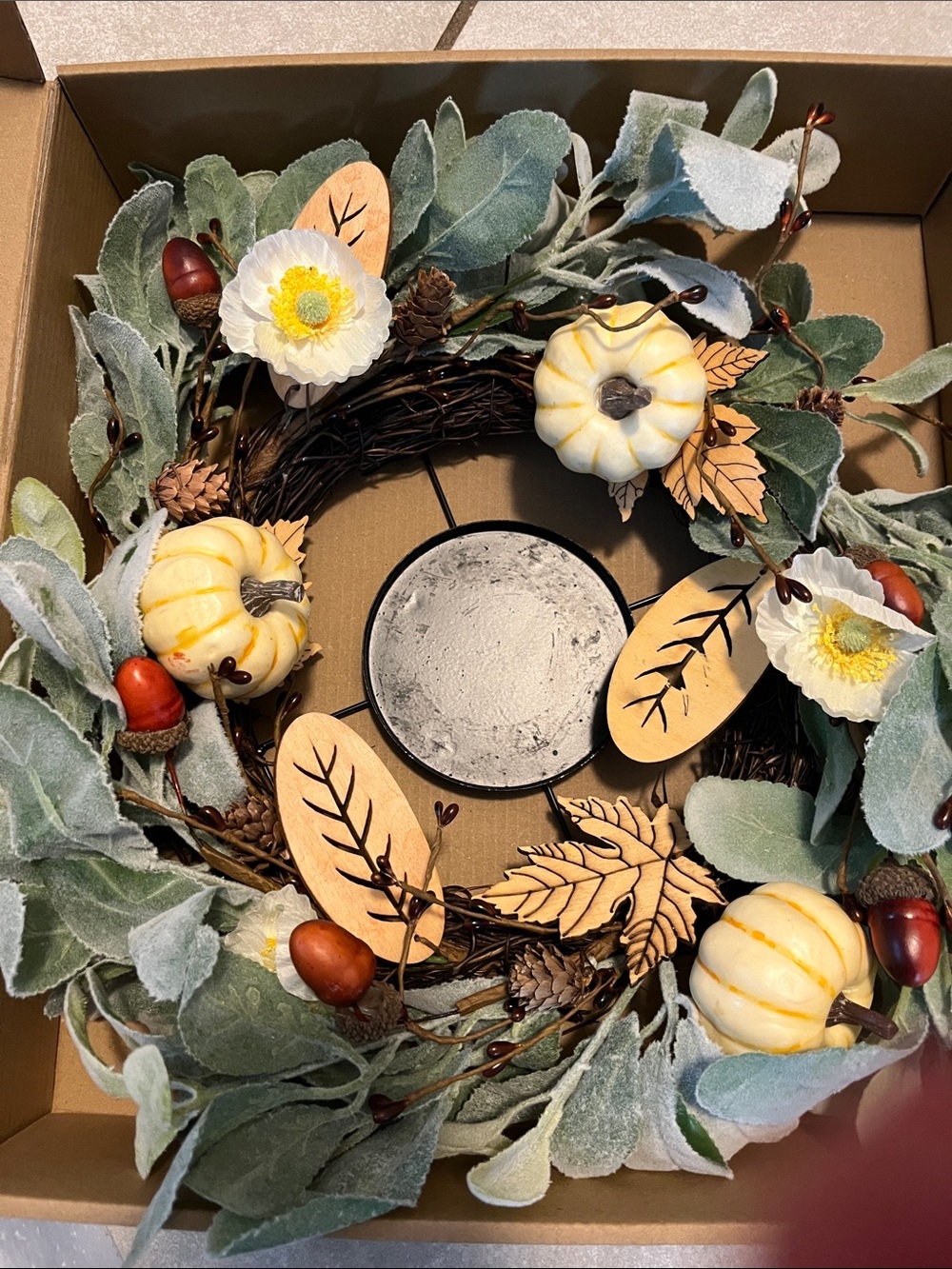 Autumn Pumpkin & Lambs Ear Holiday Wreath - White & Green